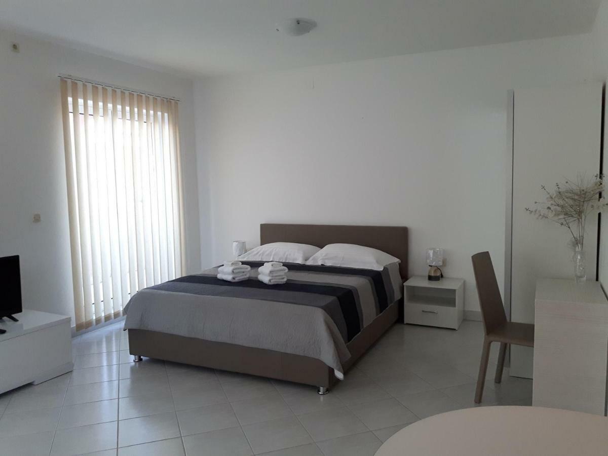 Apartments Nika Trogir Dış mekan fotoğraf