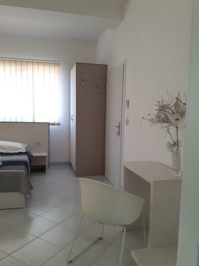 Apartments Nika Trogir Dış mekan fotoğraf