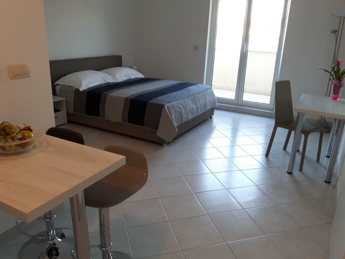 Apartments Nika Trogir Dış mekan fotoğraf