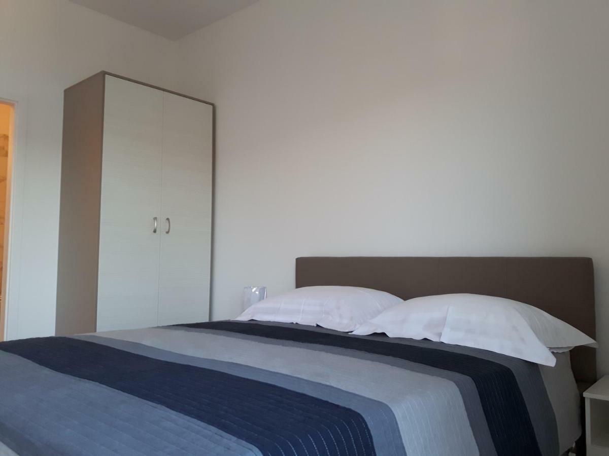 Apartments Nika Trogir Dış mekan fotoğraf